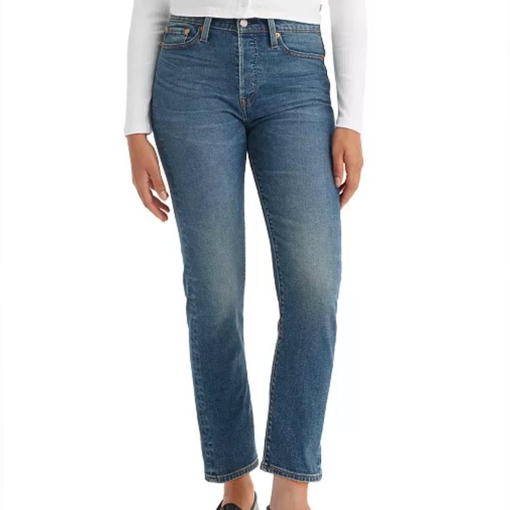 Levi’s Wedgie Fit Ankle Jean